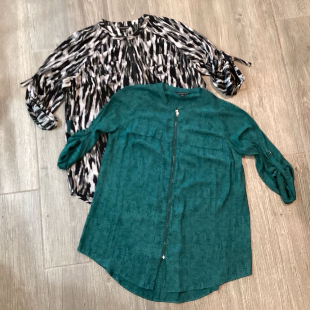 Rock & Republic 2 Women’s 2XL Blouses Black and White Green Solid Full Zip Tunic